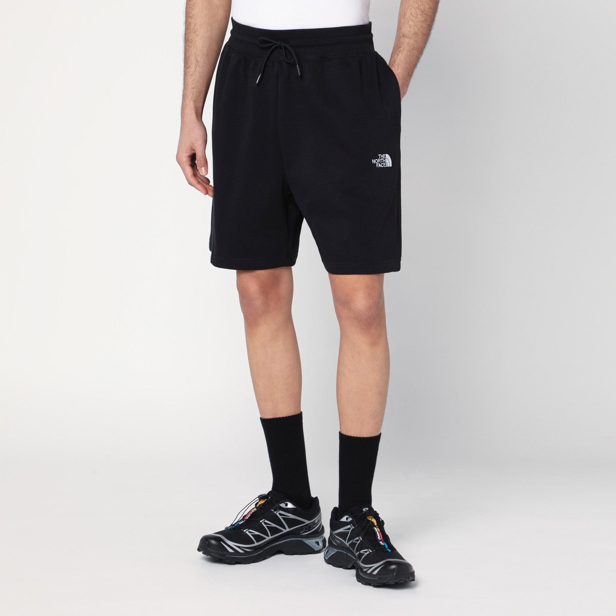 The North Face Black cotton-blend shorts with logo The North Face