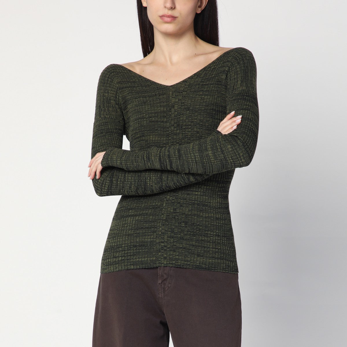 6397 Double-V military green sweater 6397