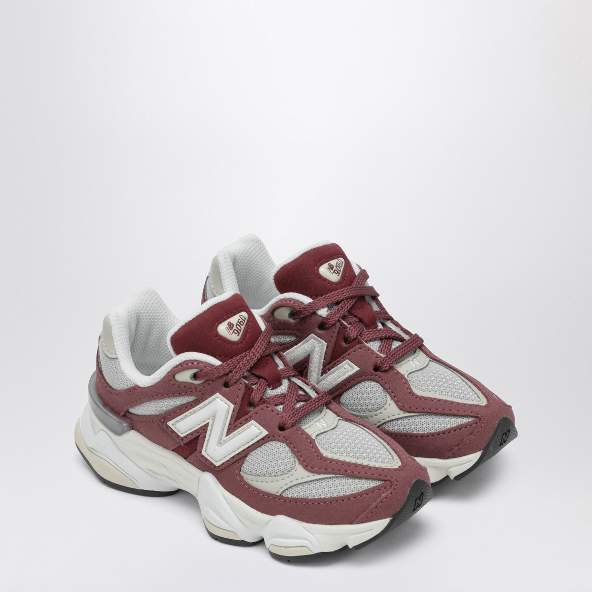 New Balance 9060 LACE sneakers Washed Burgundy/White New Balance