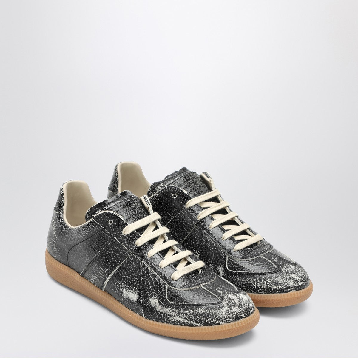Maison Margiela Black cracked leather Replica sneakers Maison Margiela