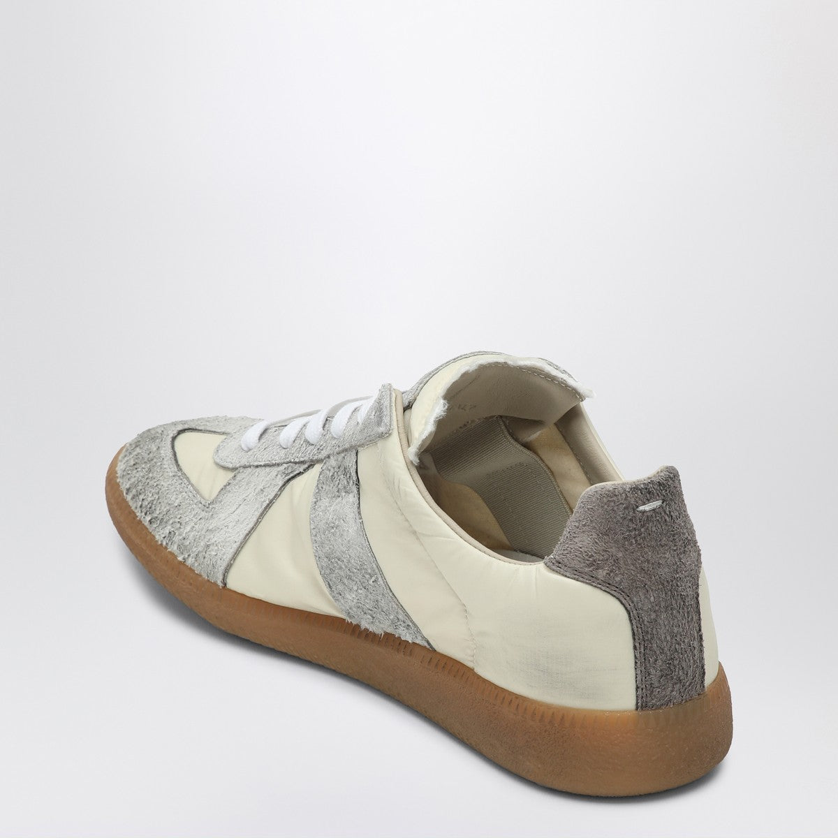 Maison Margiela Replica sneakers in light beige and grey Maison Margiela