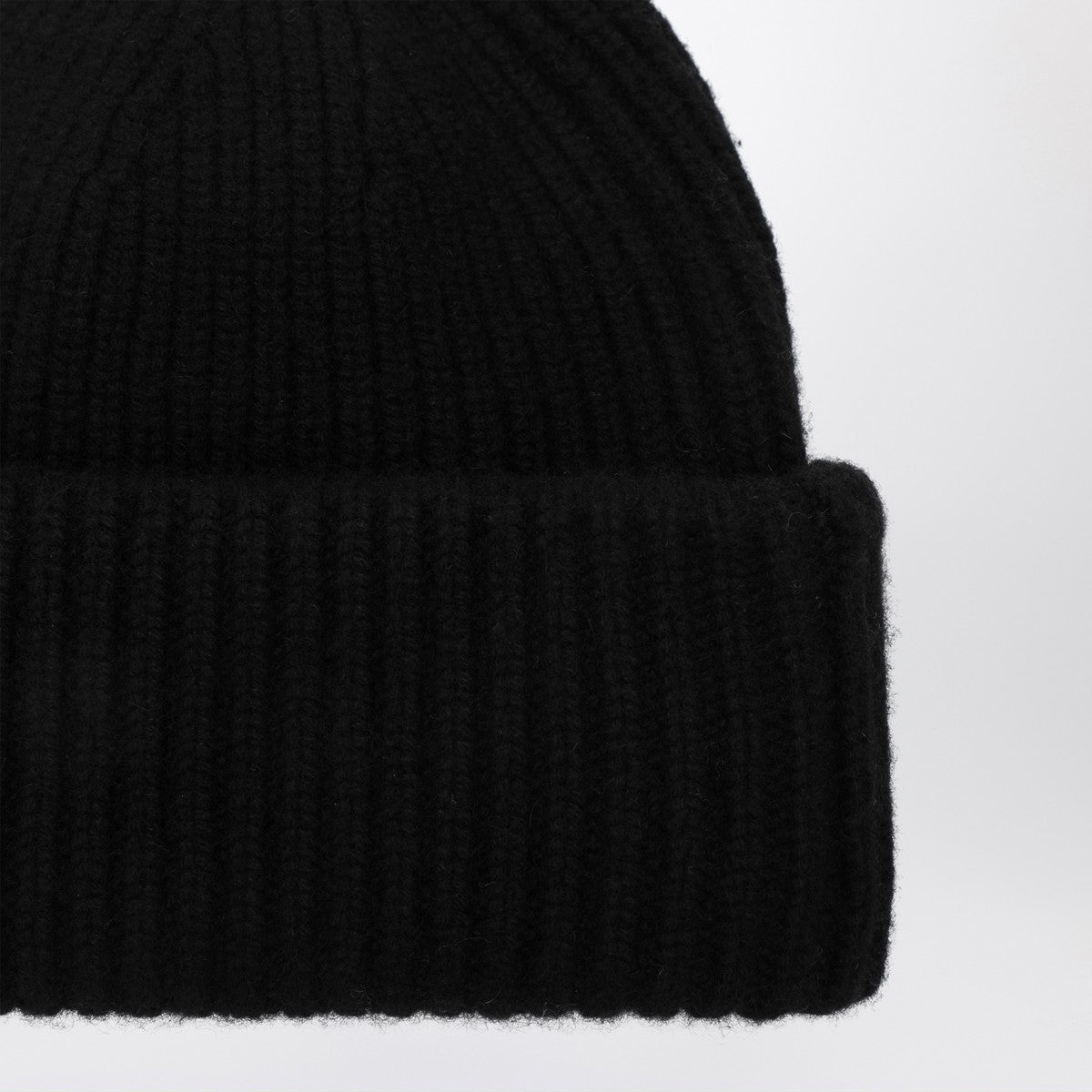 Soft Goat Black cashmere beanie Soft Goat