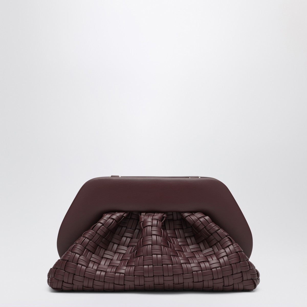 THEMOIRè Plum colored woven clutch Tia THEMOIRè