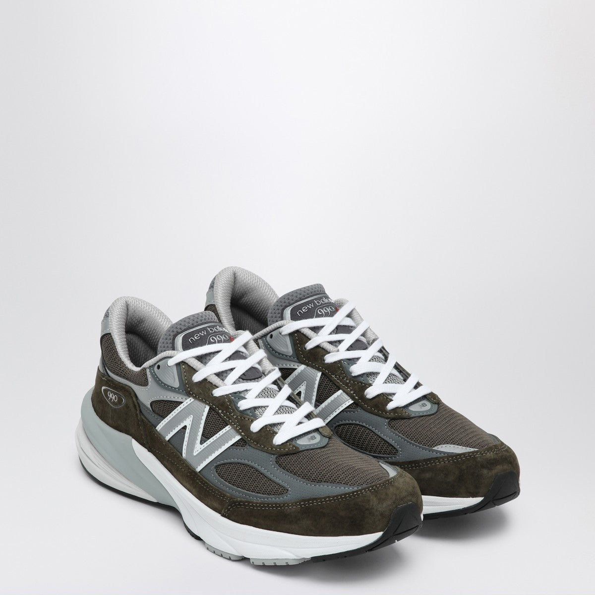 New Balance Low Made in USA 990v6 olive green trainer New Balance