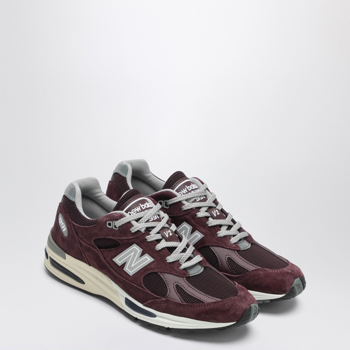 New Balance Sneaker Made in UK 991v2 Catawba Grape New Balance