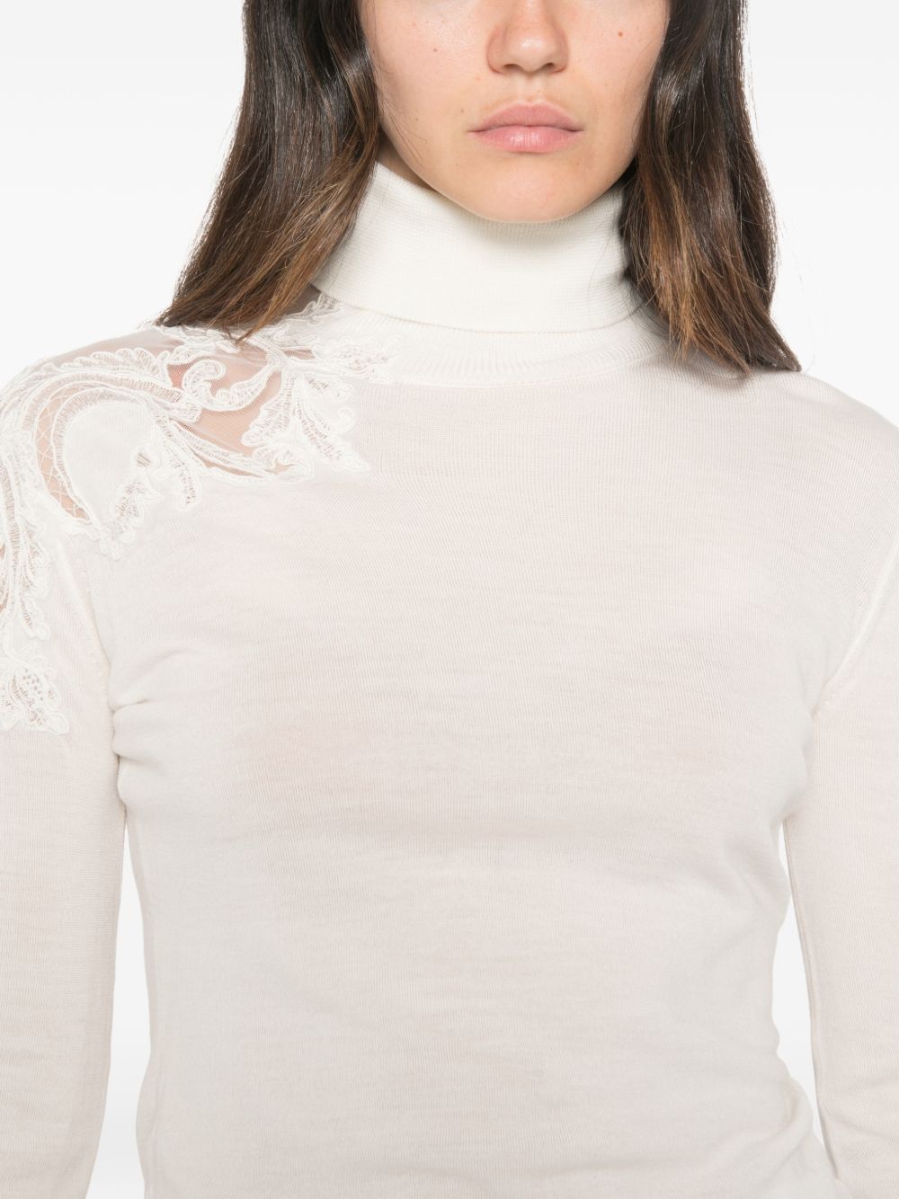 WOOL TURTLE-NECK SWEATER