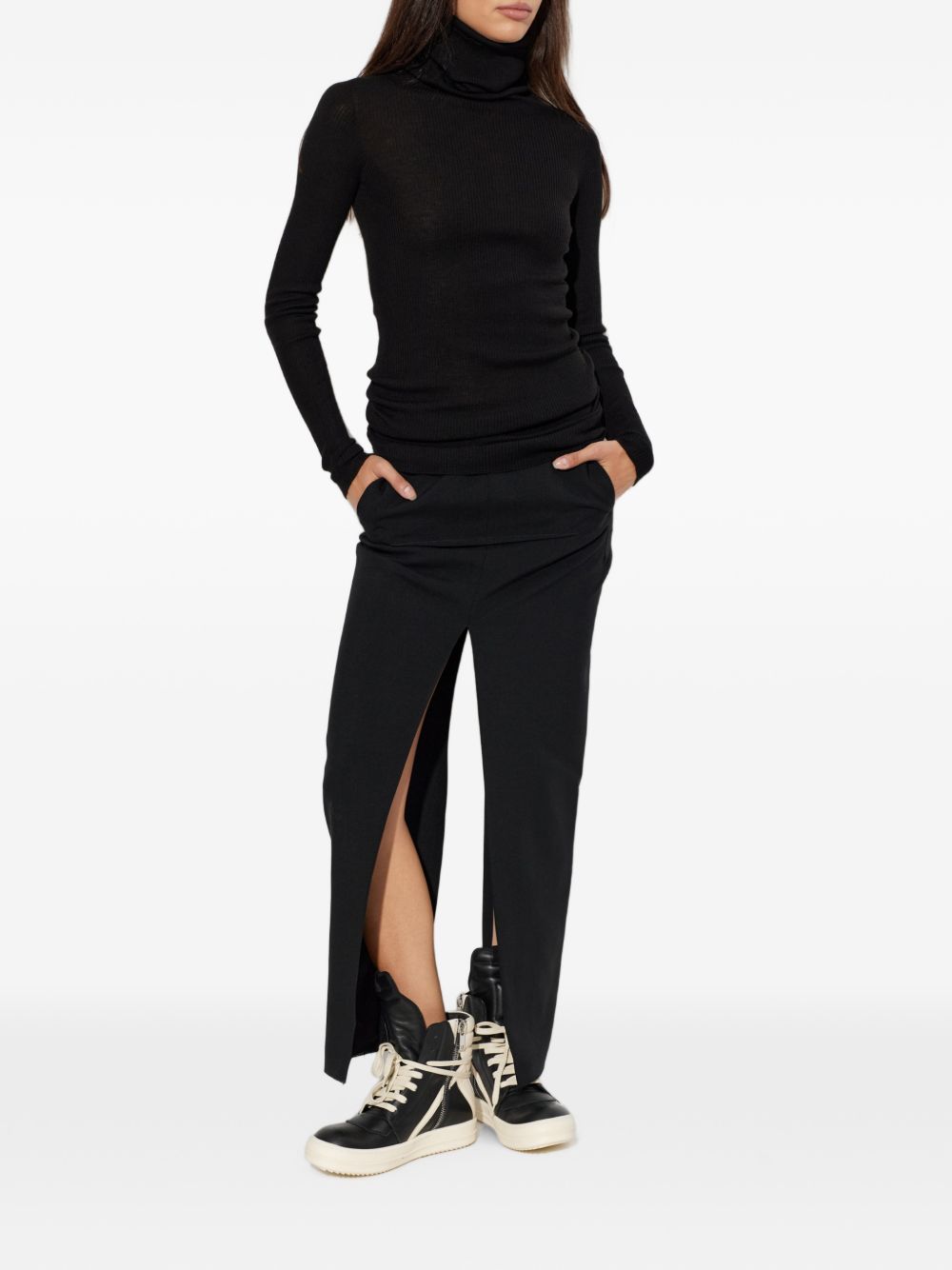 WOOL TURTLE-NECK SWEATER
