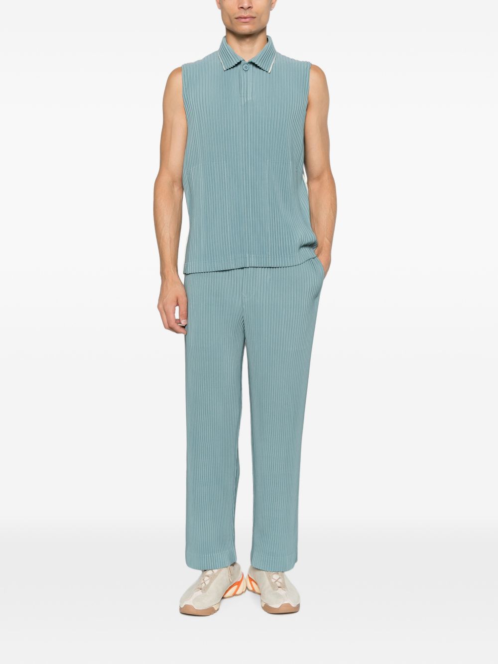 PLEATED TROUSERS