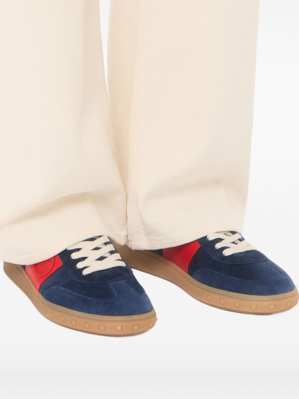 UPVILLAGE SUEDE LEATHER SNEAKERS