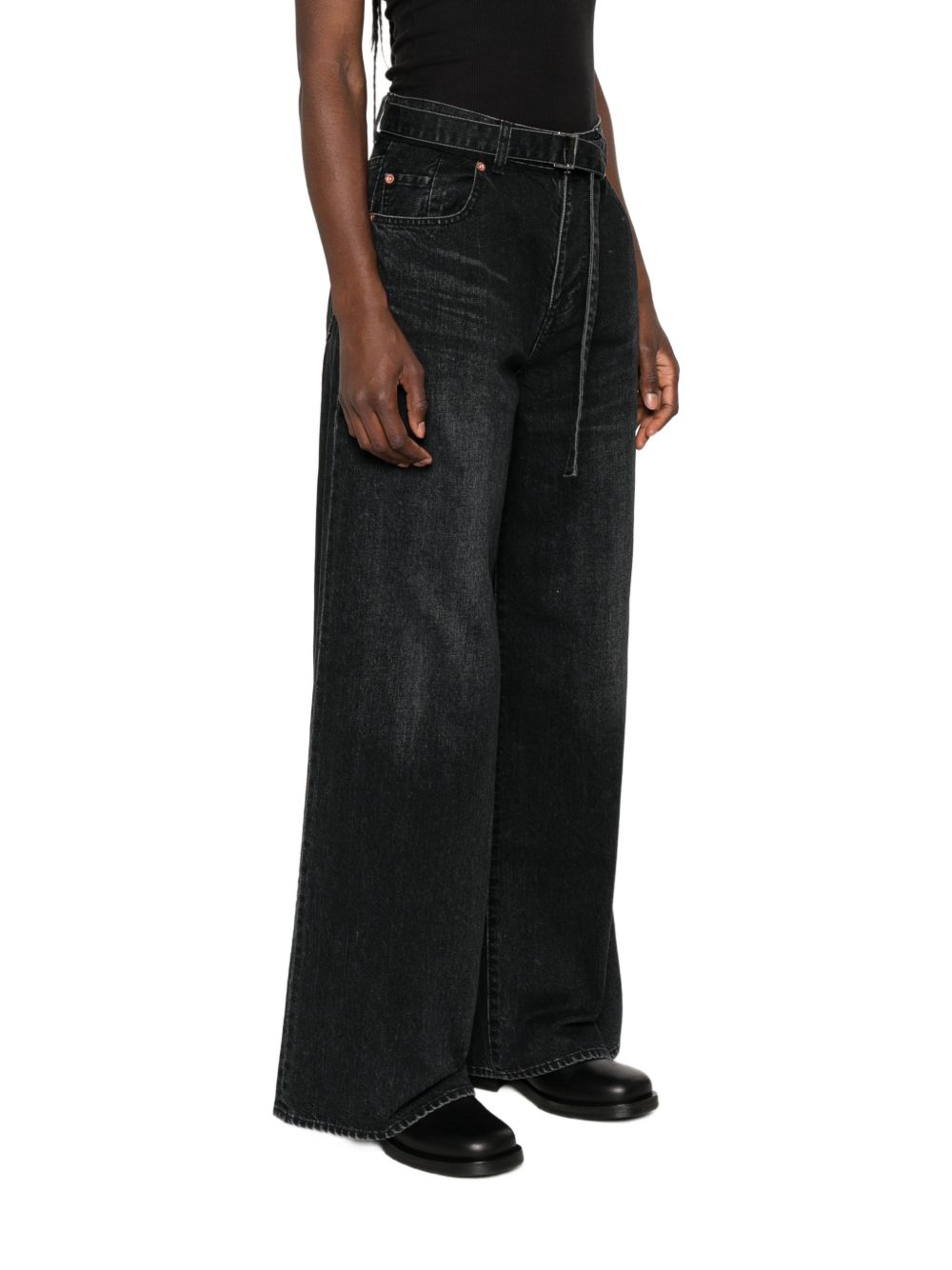 WIDE-LEG DENIM JEANS