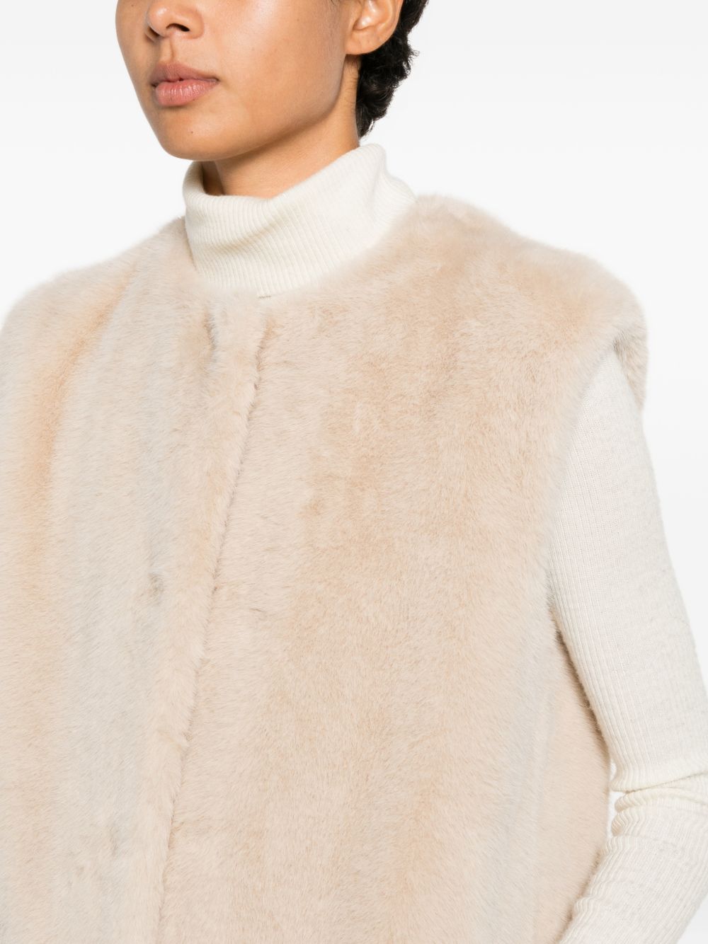 FAUX FUR VEST