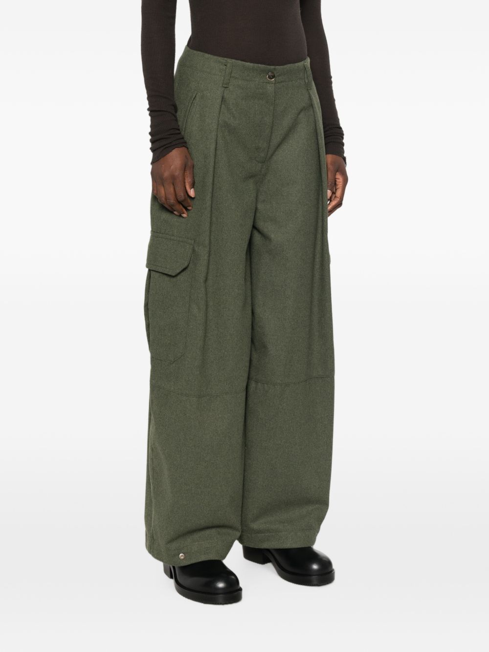 CARGO TROUSERS