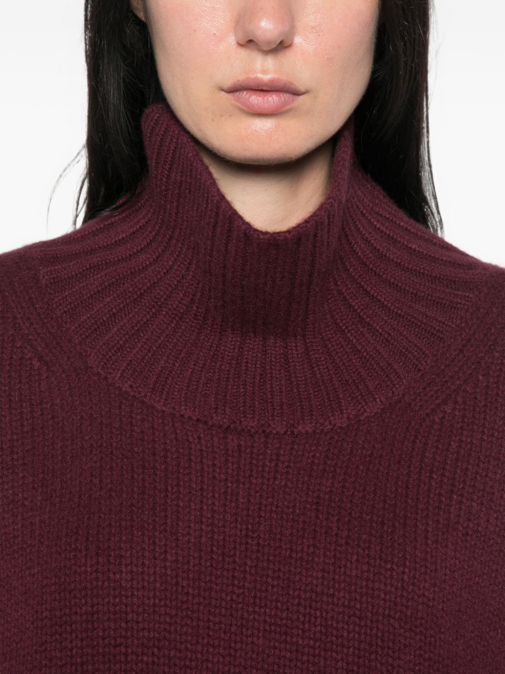 CASHMERE TURTLE-NECK SWEATER