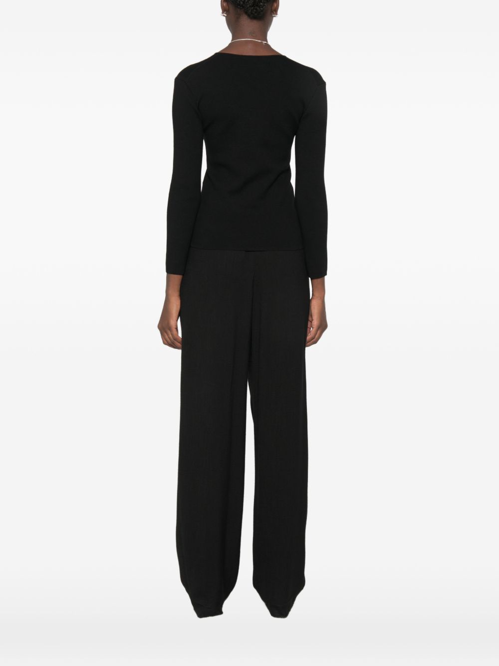 V-NECKED SWEATER