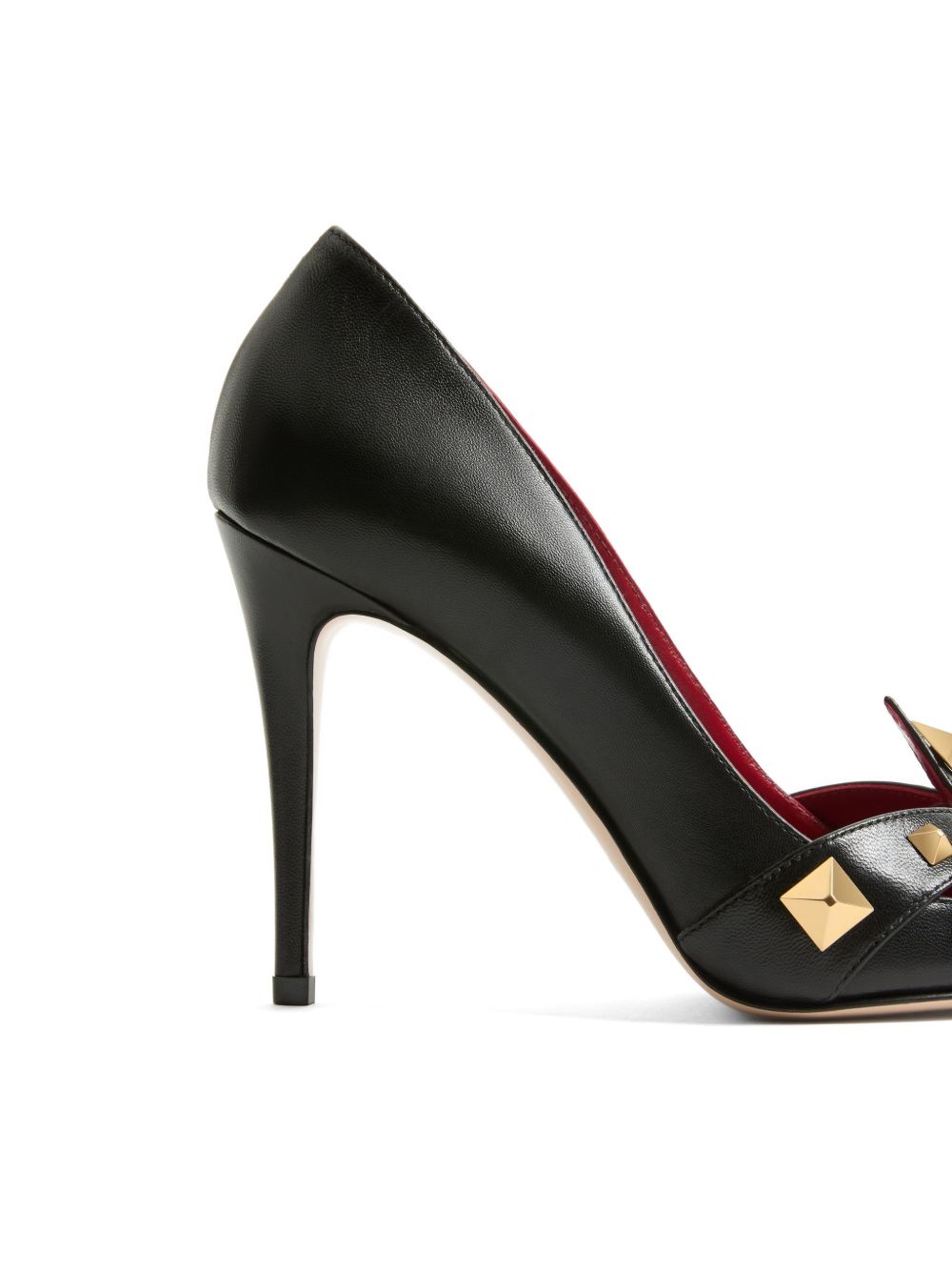 STUDDY LEATHER PUMPS