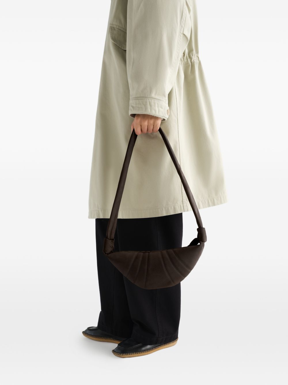 CROISSANT SMALL LEATHER SHOULDER BAG