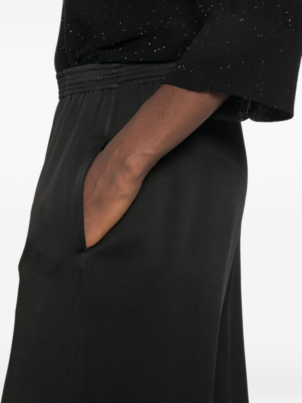 WIDE-LEG TROUSERS