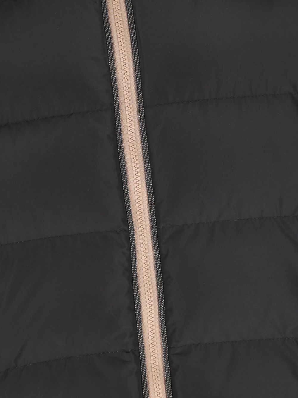 HOODED DOWN JACKET