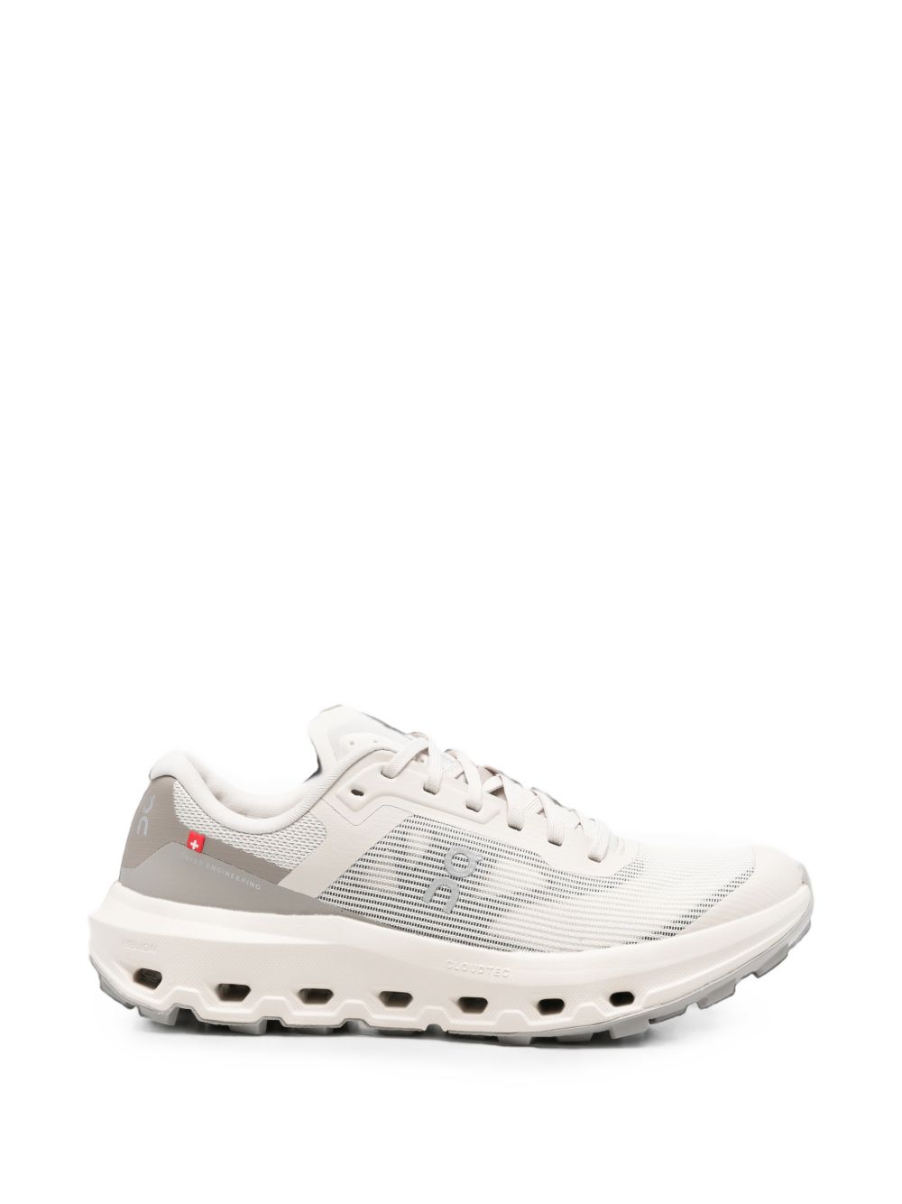 CLOUDVISTA 3 SNEAKERS