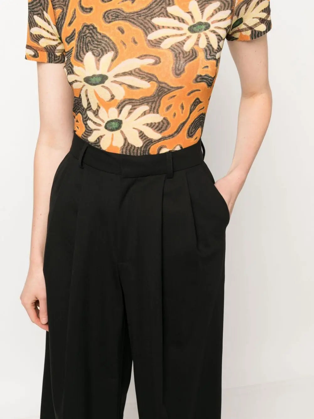 AZ FACTORY WITH LUTZ HUELLE Trousers Black Az Factory With Lutz Huelle