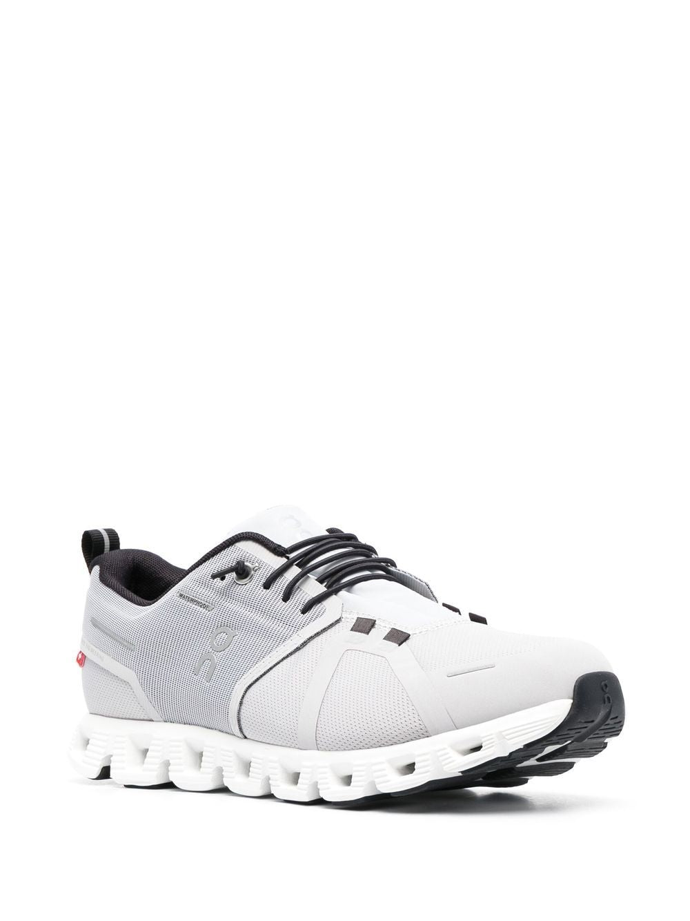 ON Running Waterproof Cloud 5 Sneakers On