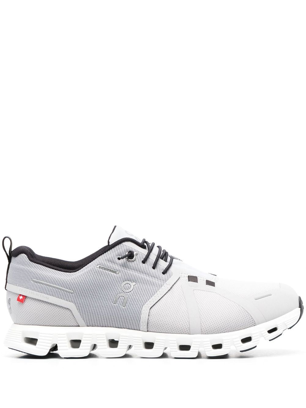 ON Running Waterproof Cloud 5 Sneakers On
