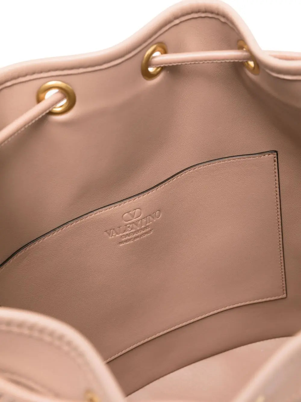 Valentino Garavani Quiltie 67 leather bucket bag Valentino Garavani