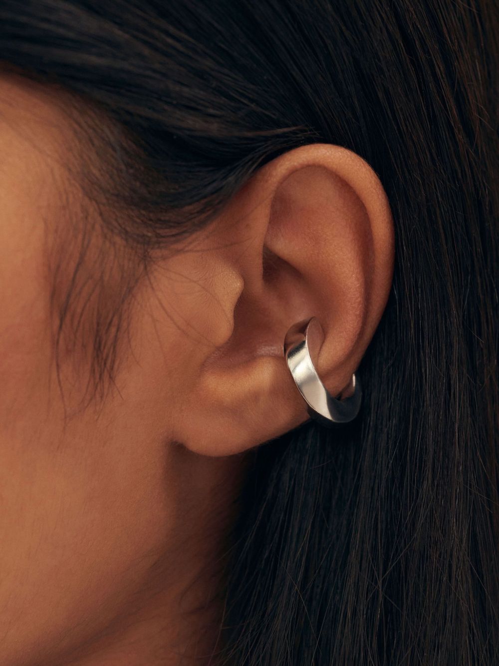JACQUEMUS The Tourni ear cuff JACQUEMUS