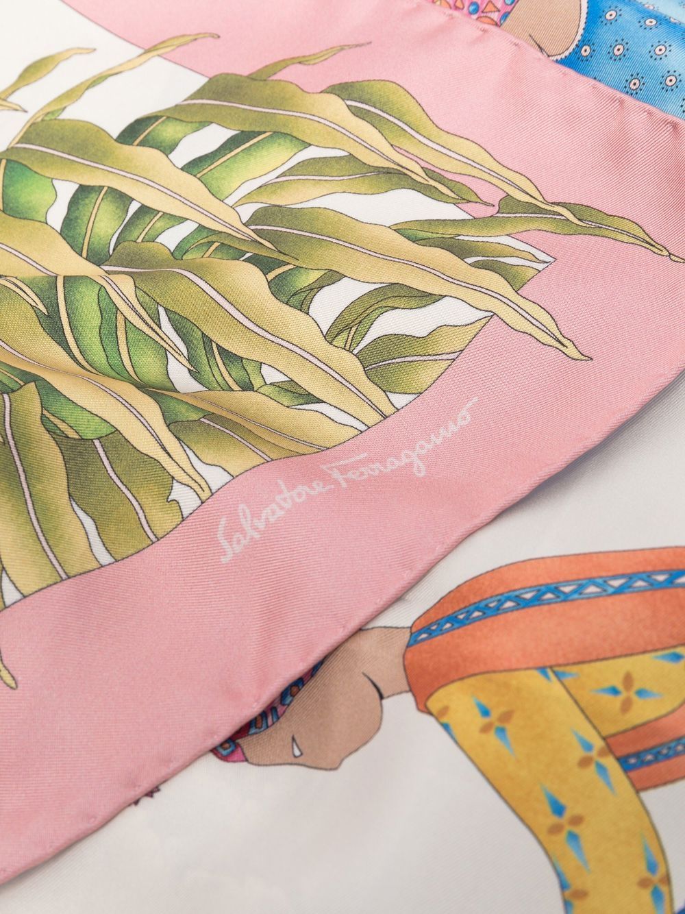 Ferragamo Printed silk scarf Ferragamo