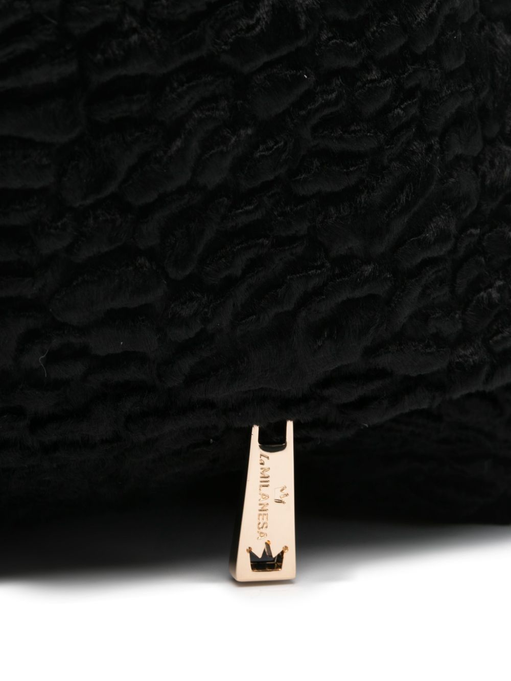 La Milanesa Textured triangular shoulder bag La Milanesa 