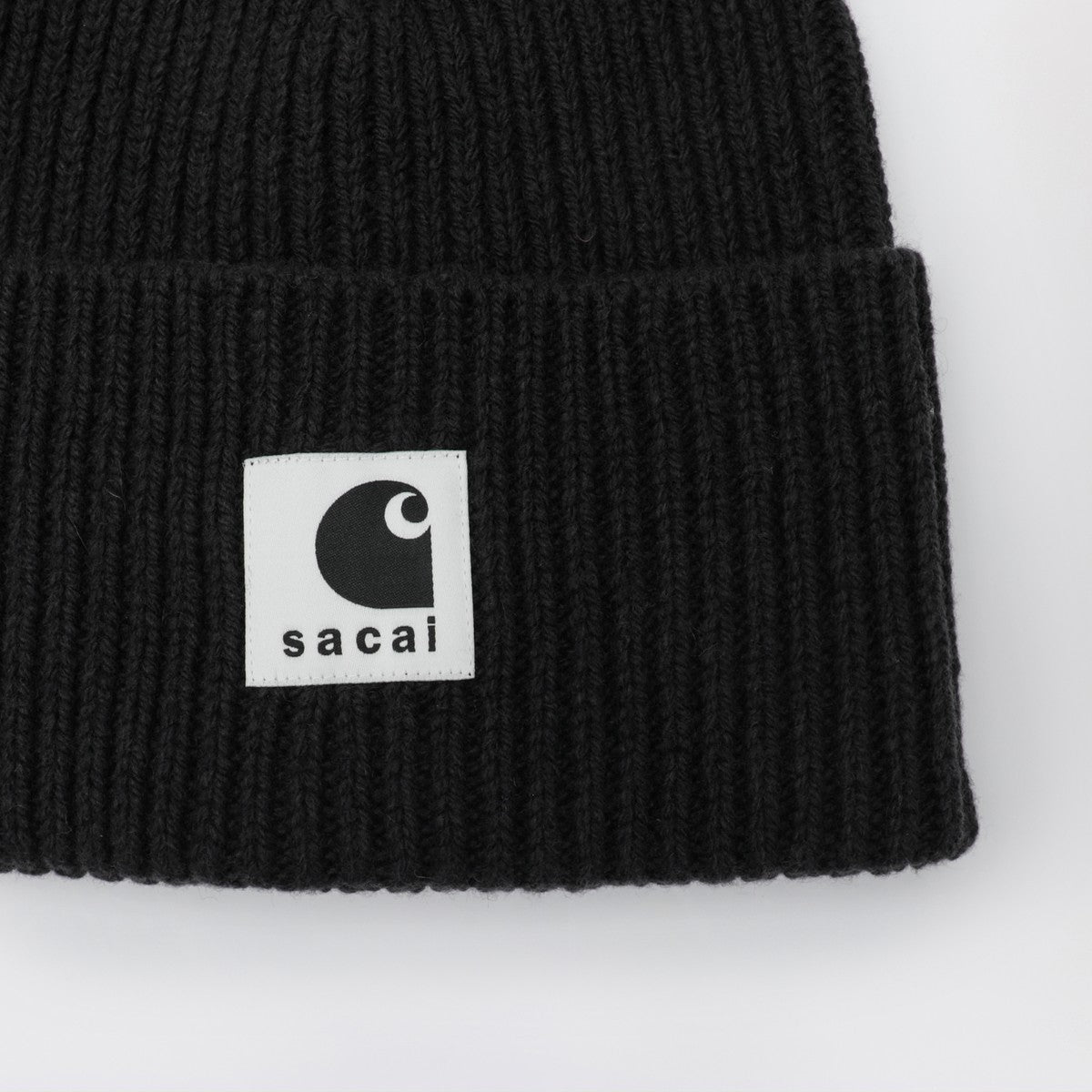 Sacai x Carhartt WIP Black beanie with logo patch Sacai x Carhartt WIP 