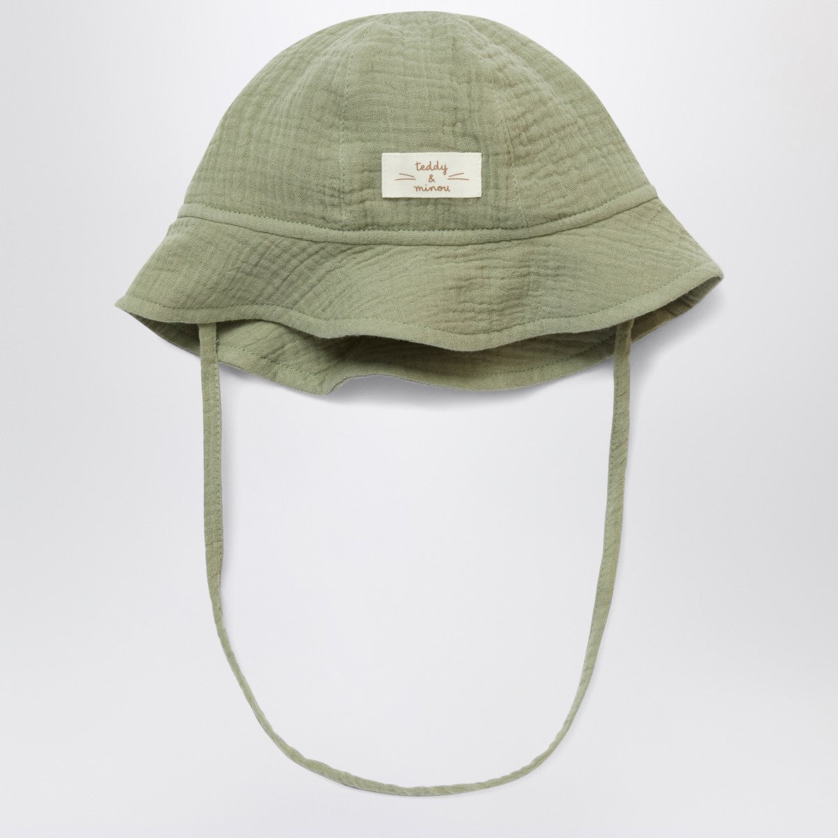 Teddy & Minou Sage green hat with drawstring Teddy & Minou 