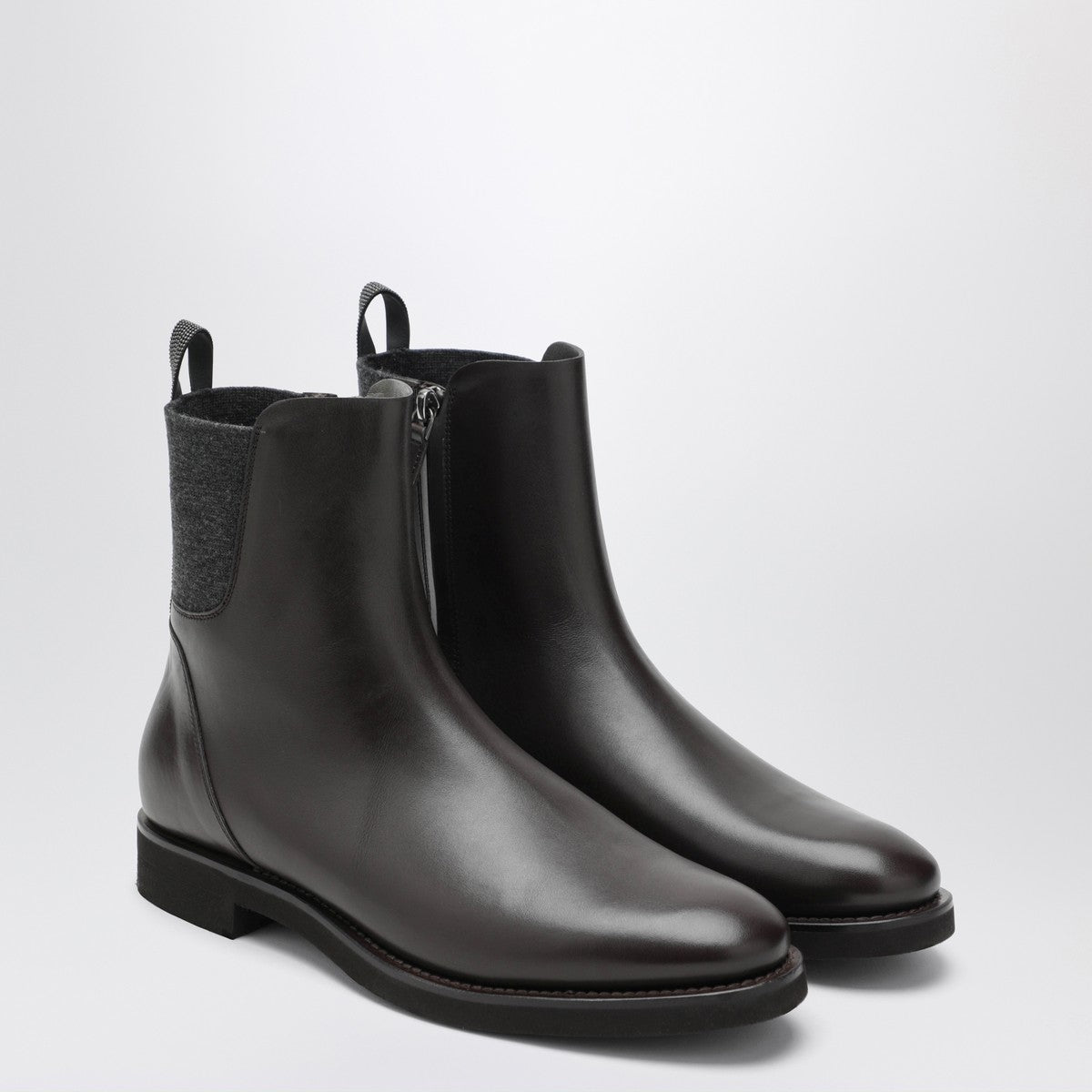 Brunello Cucinelli Brown leather Chelsea boots with Shiny Detail Brunello Cucinelli 