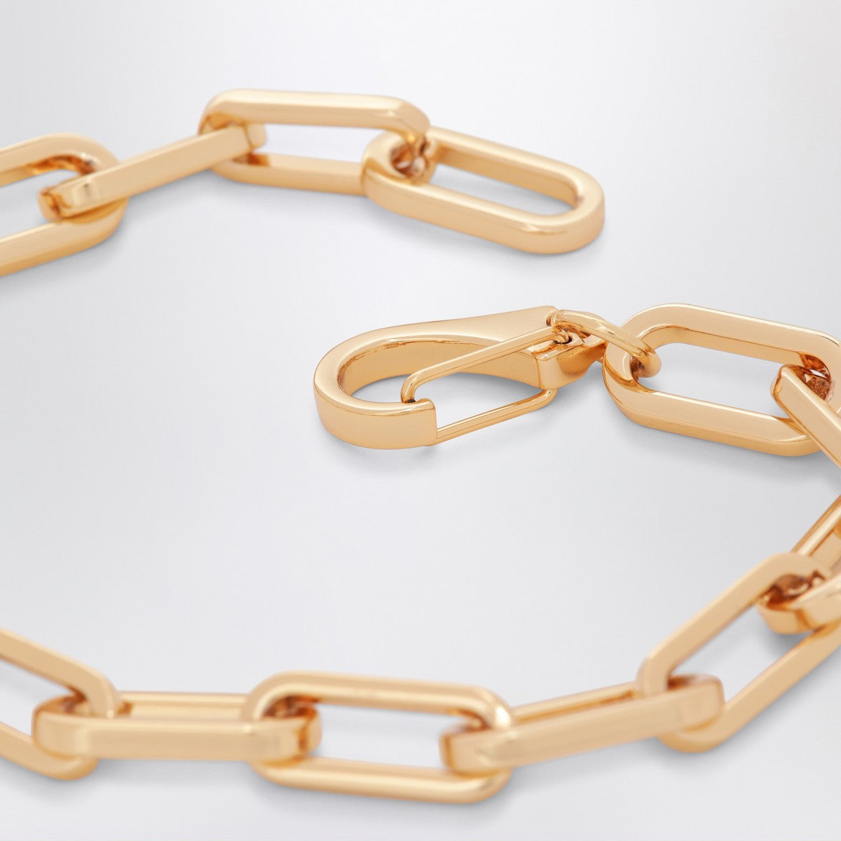 éliou Miller gold necklace éliou 