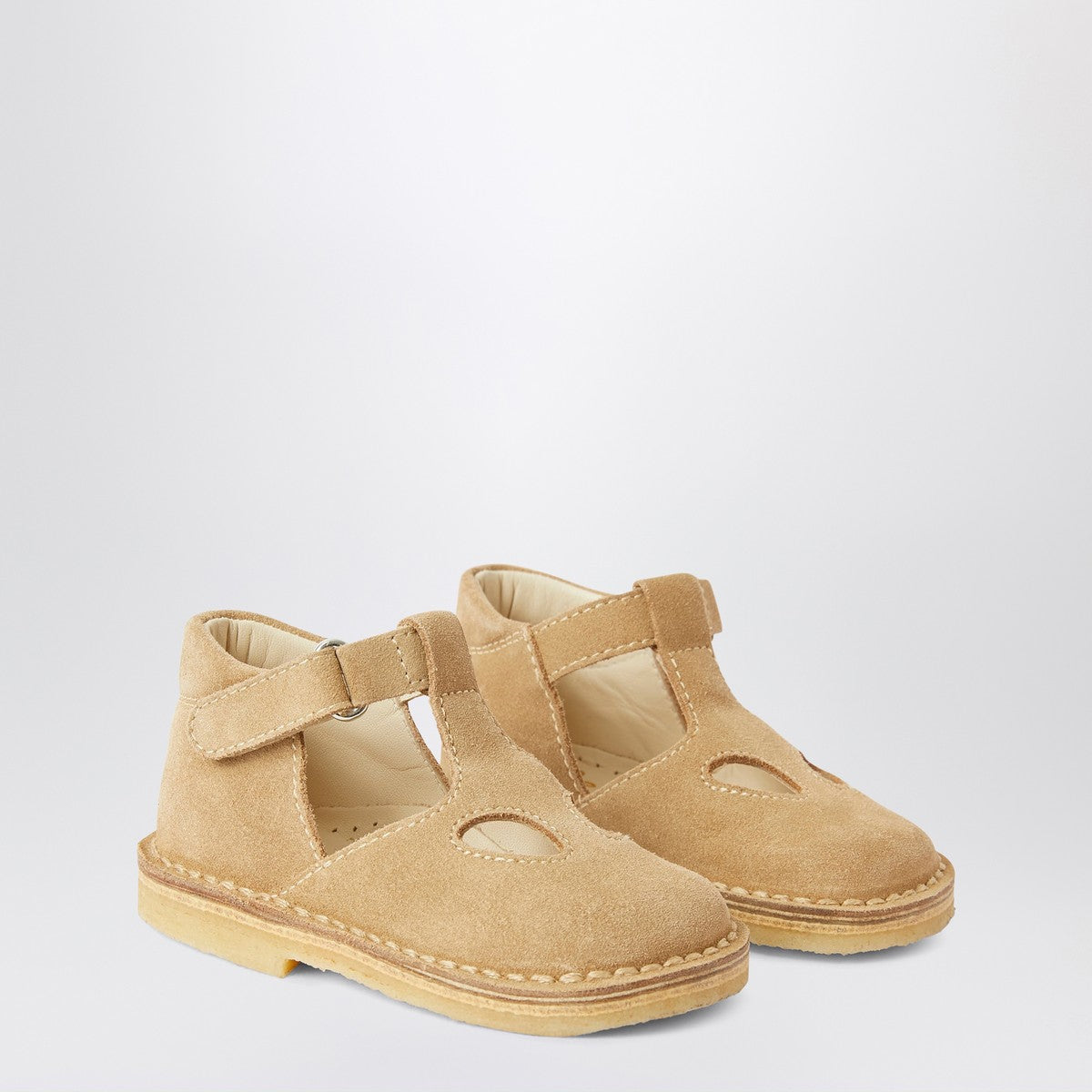 Il Gufo High beige sandal with eyelets in nubuck Il Gufo 