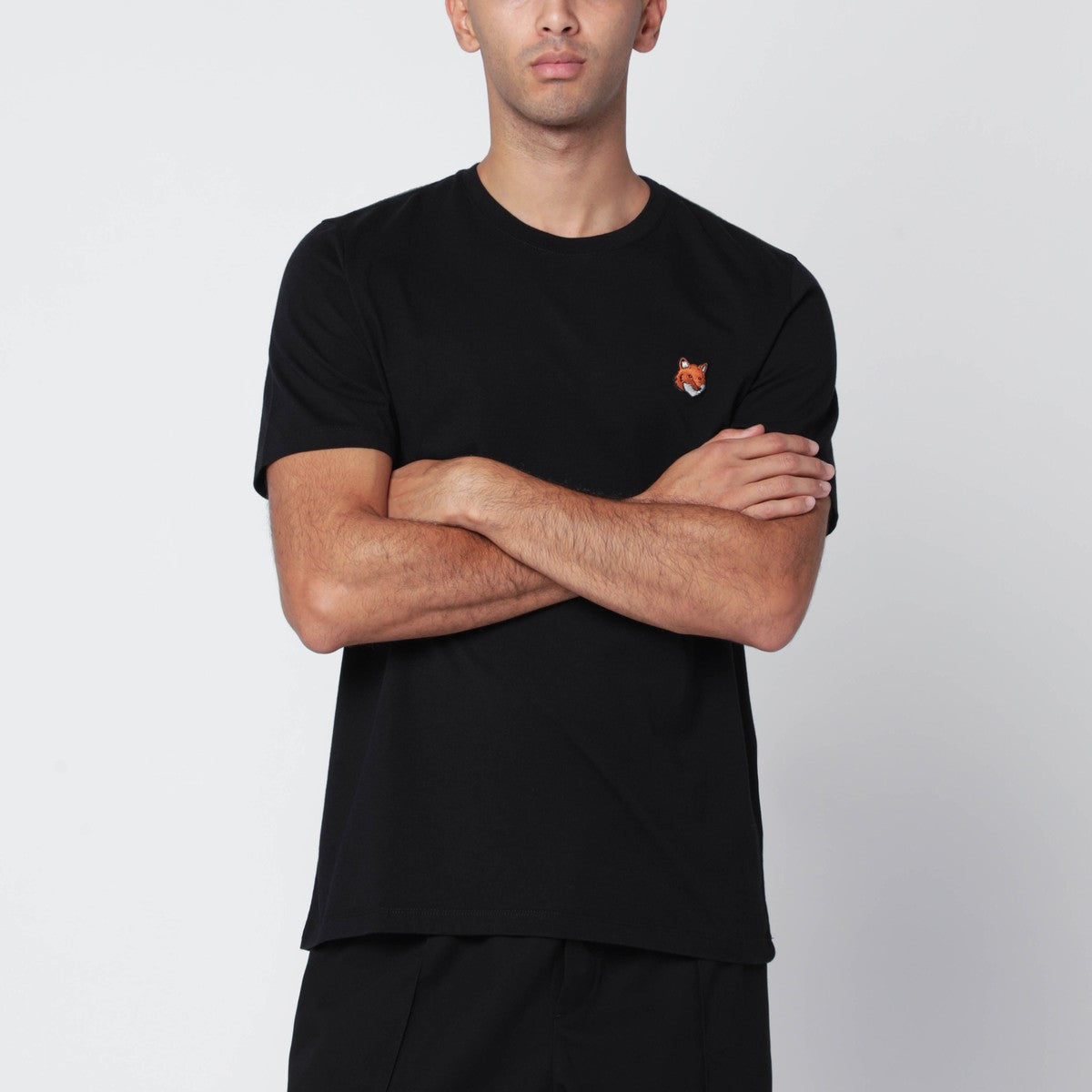 Maison Kitsuné Black regular T-shirt with logo patch Maison Kitsuné 