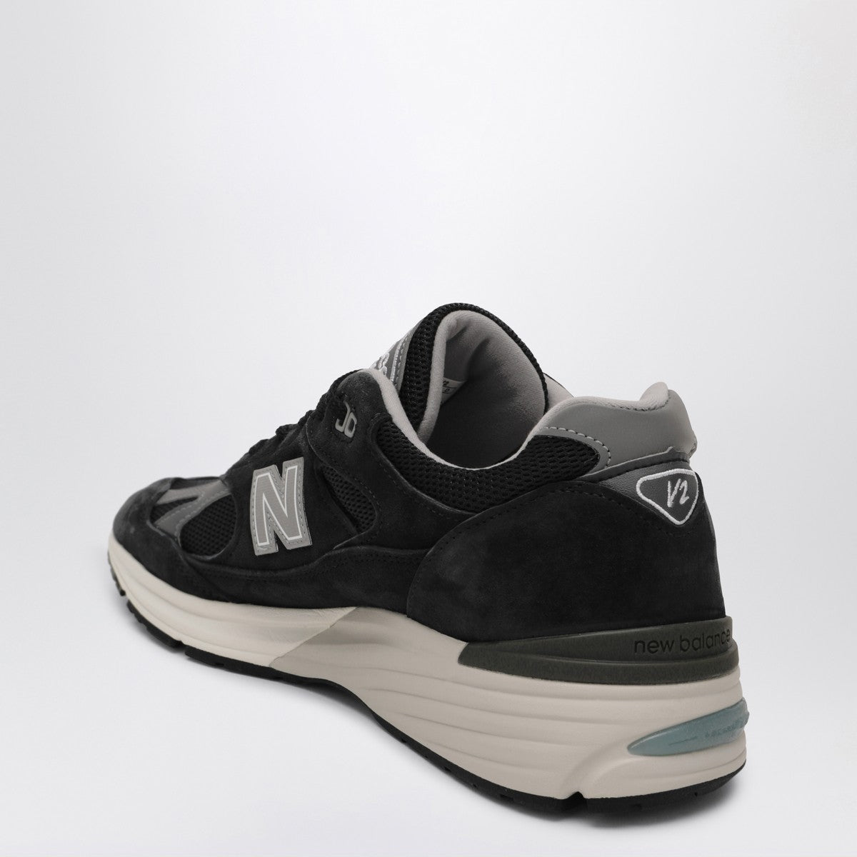 New Balance Made in UK 991v2 Sneakers in Black New Balance 
