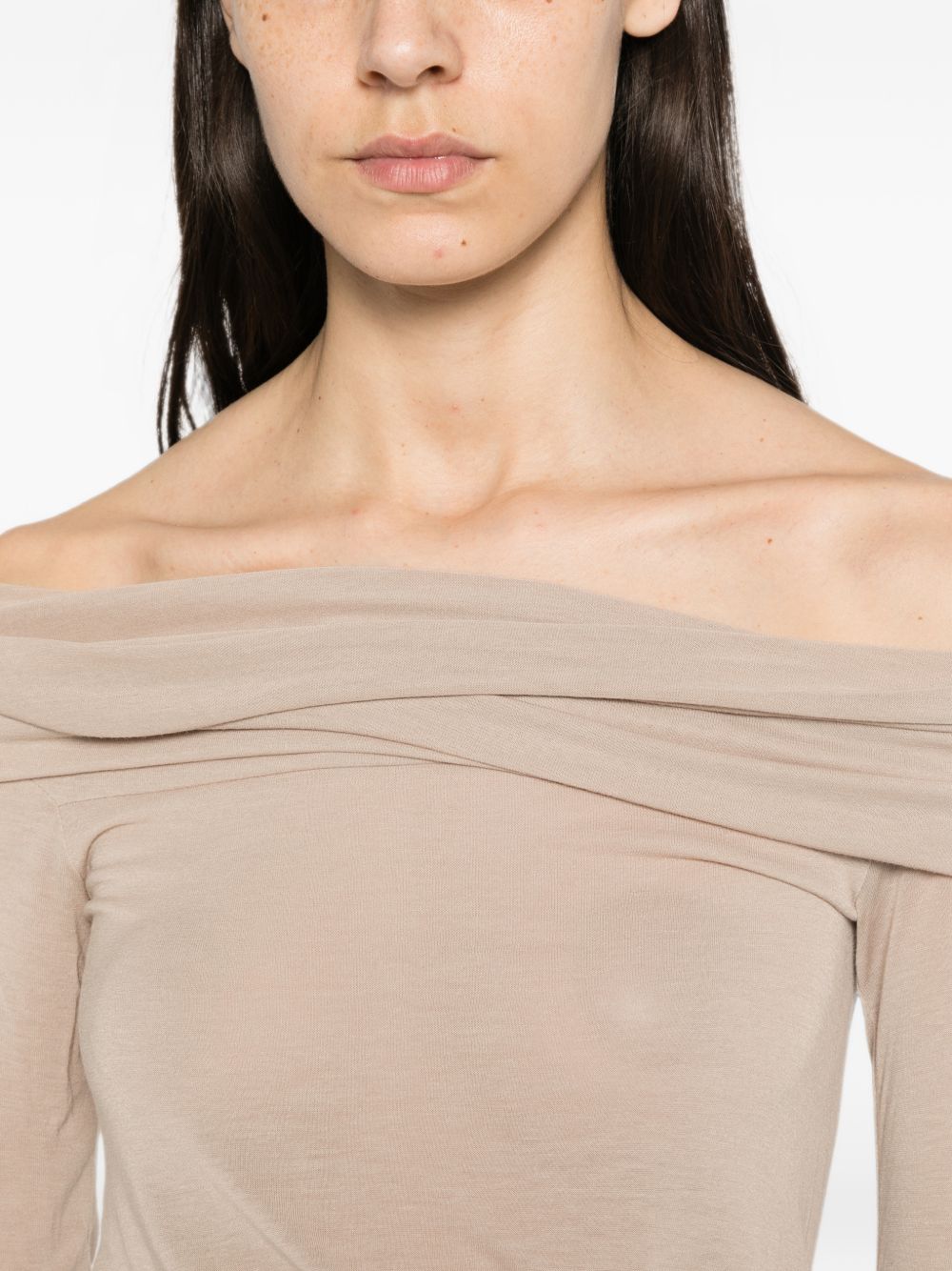 OFF-SHOULDER TOP