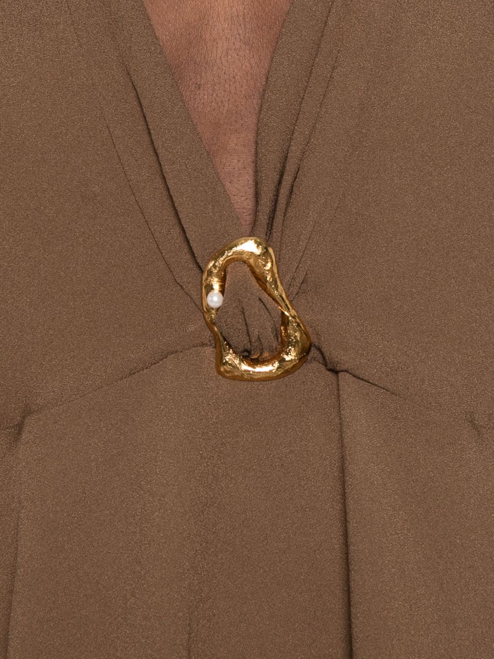 V-NECKED TOP