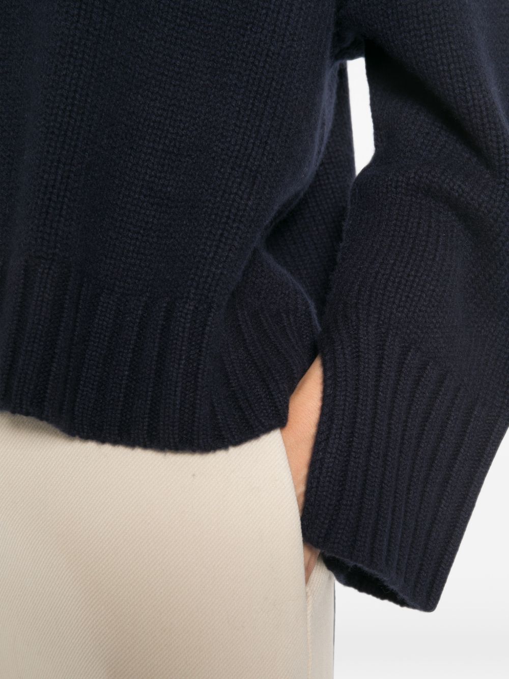 CASHMERE TURTLE-NECK SWEATER