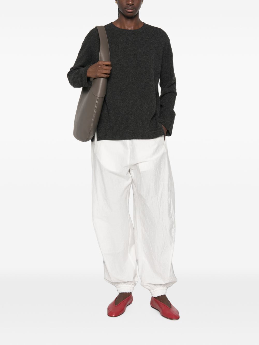 CASHMERE CREWNECK SWEATER