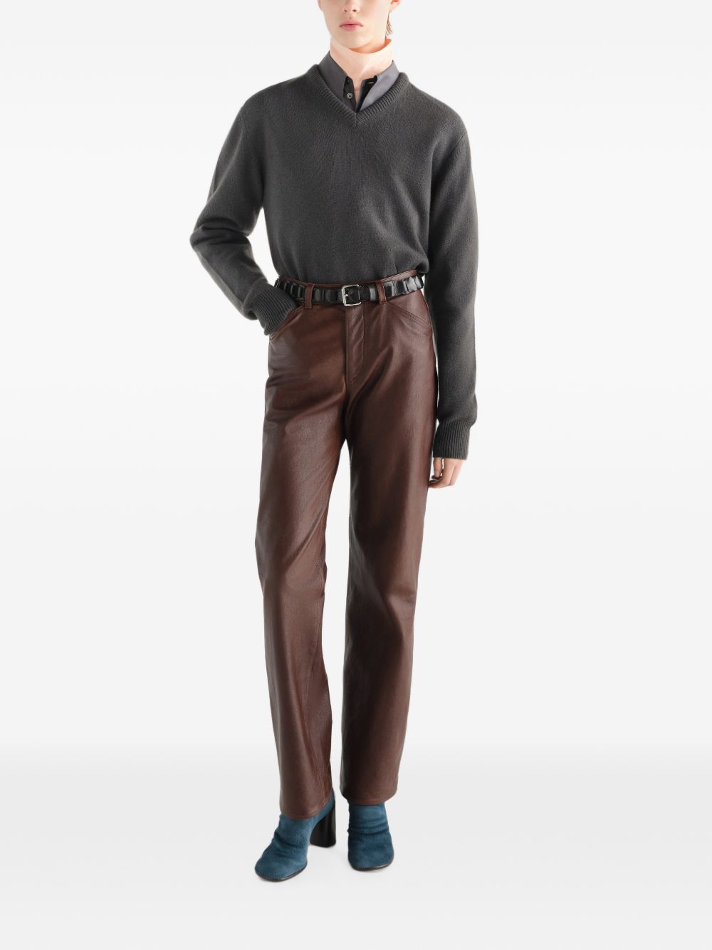 CASHMERE V-NECKED SWEATER