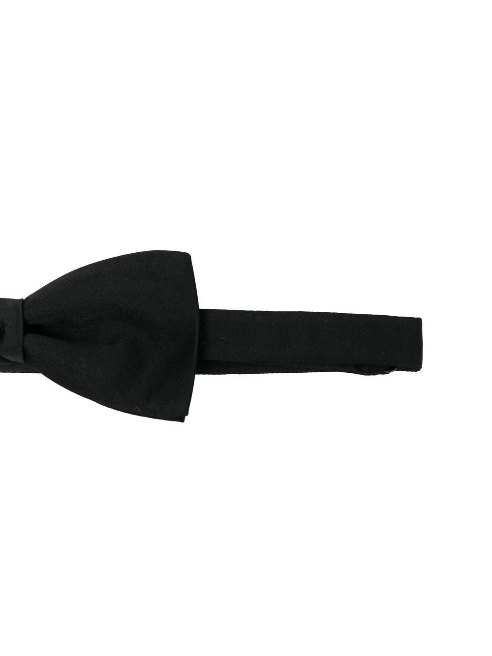 SILK BOW TIE