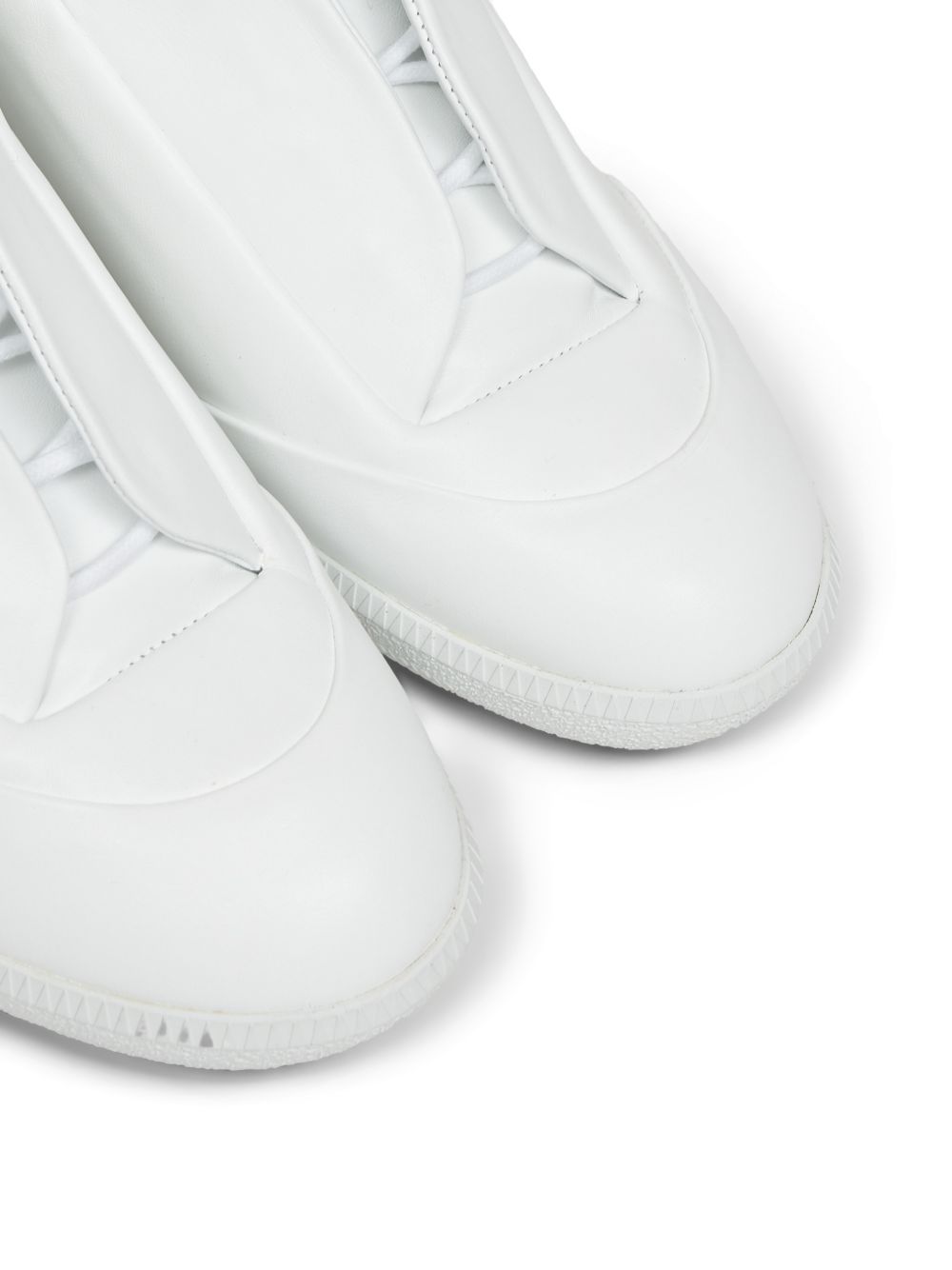 FUTURE LOW SNEAKERS