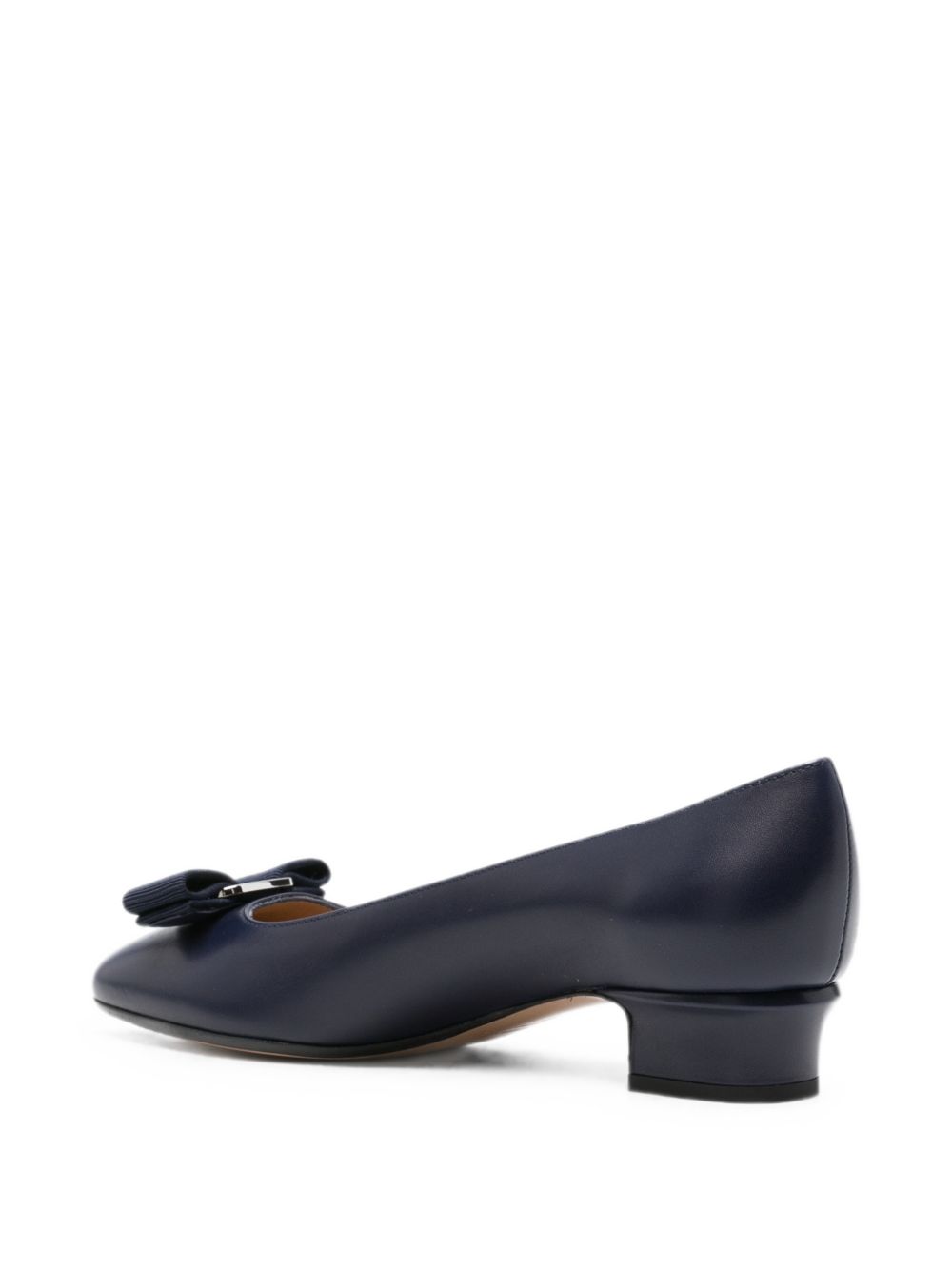 LEATHER PUMPS