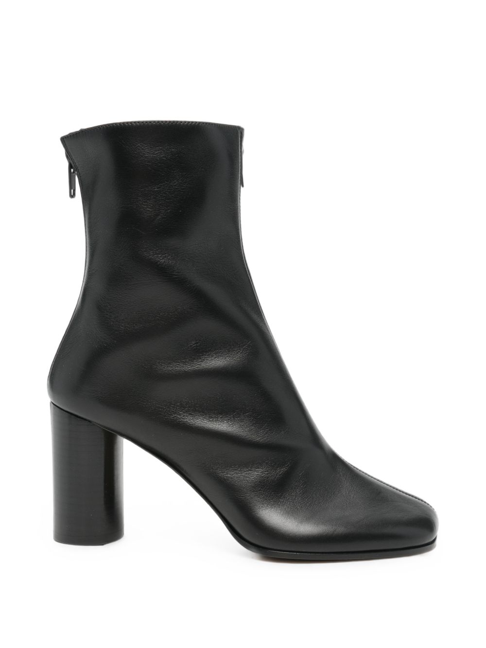TUG LEATHER ANKLE BOOTS