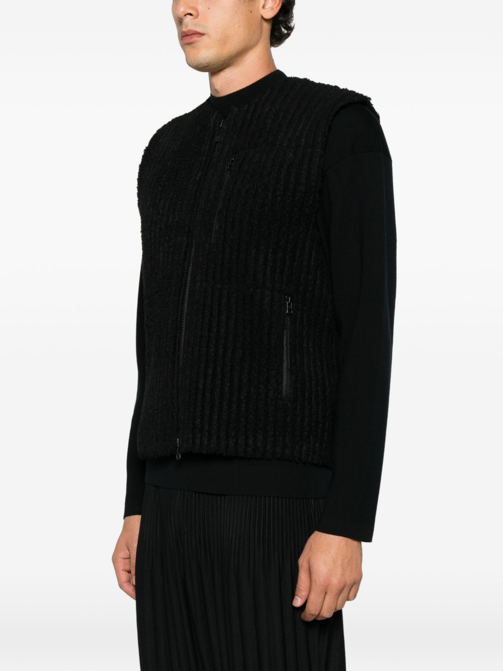HOMME PLISSE' ISSEY MIYAKE · PLEATED VEST