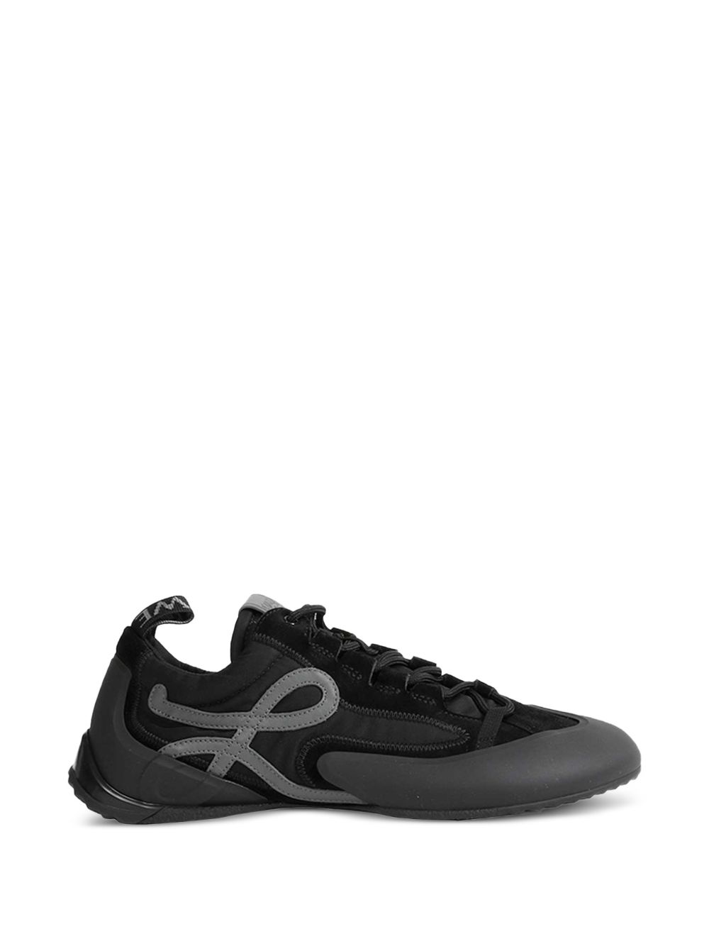 GRIP SNEAKERS