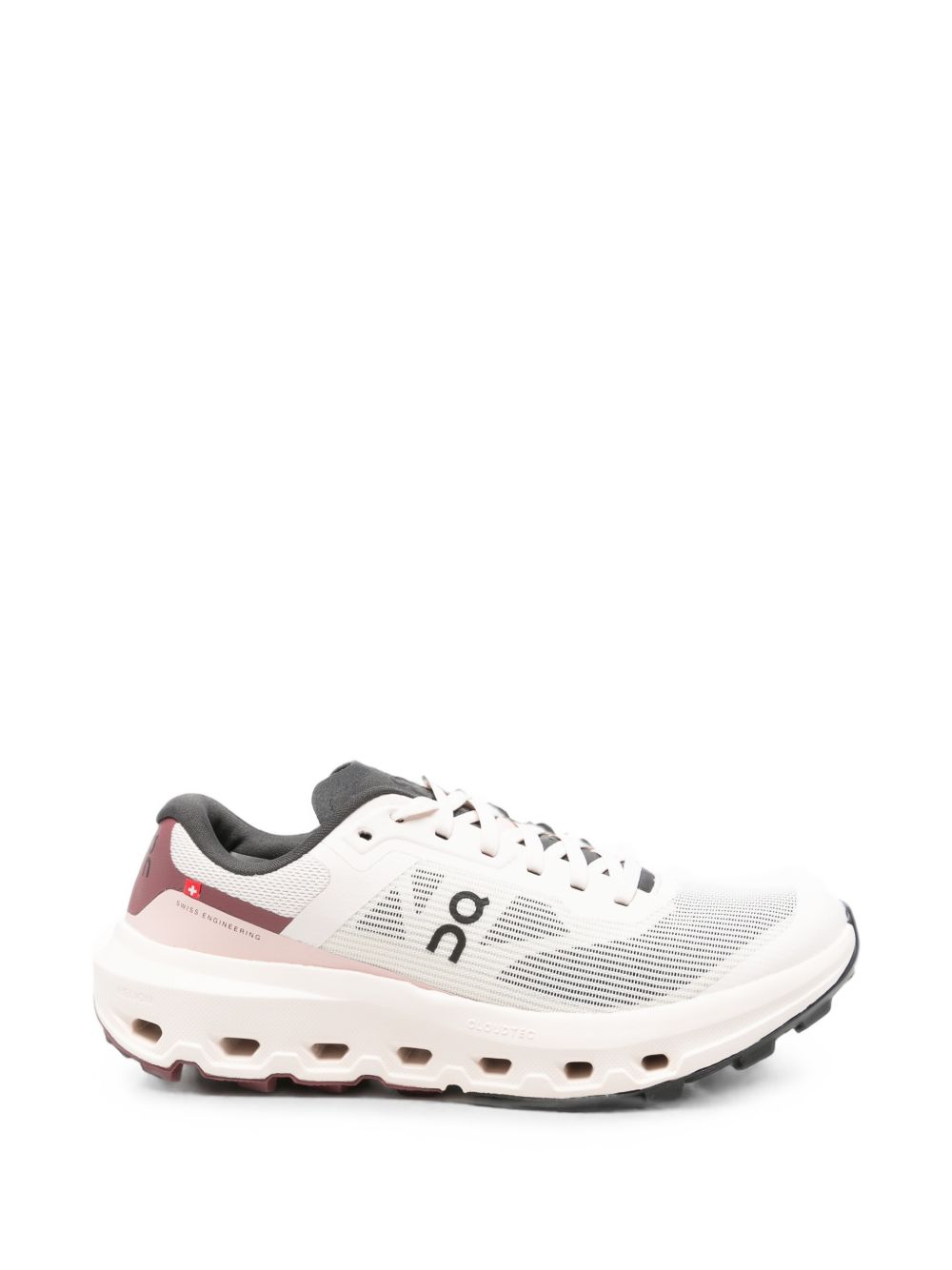 CLOUDVISTA 3 SNEAKERS
